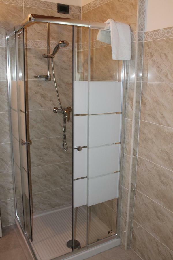 Apartament casa stefania Mandello del Lario Zewnętrze zdjęcie